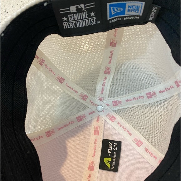 Boston Red Sox hat - Picture 3 of 5